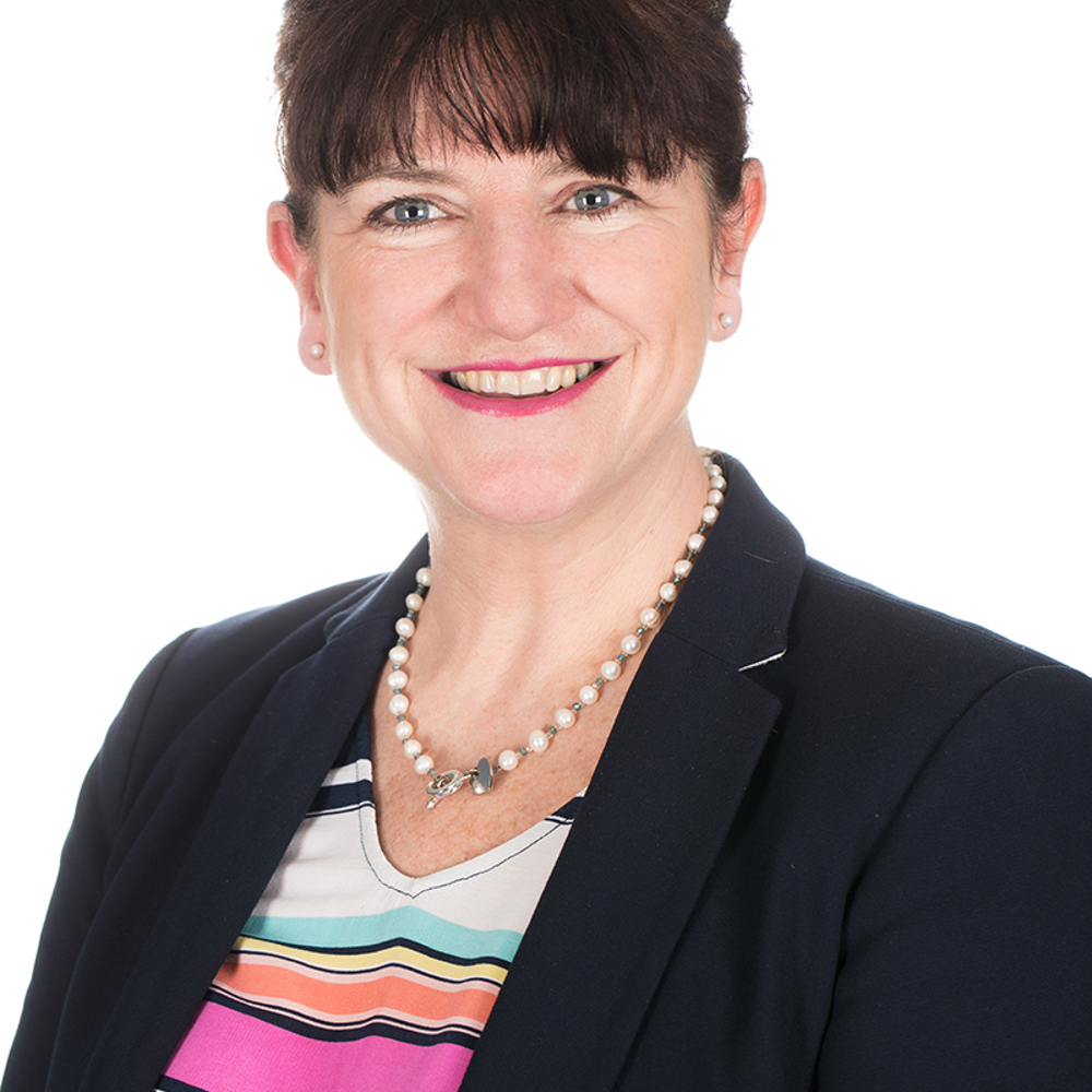 Caroline Barrett.jpg